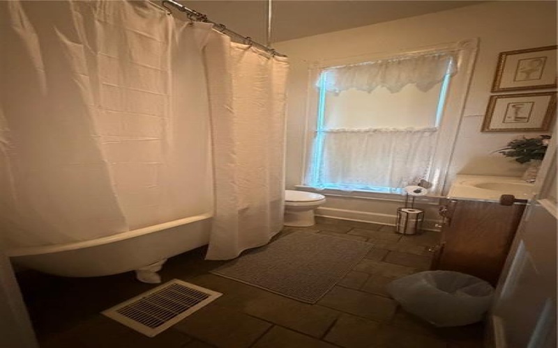 730 Chess St, Monongahela, 15063, 4 Bedroom Bedrooms, 6 Room Rooms,2 BathroomBathrooms,Residential,For Sale,Chess St,1775947