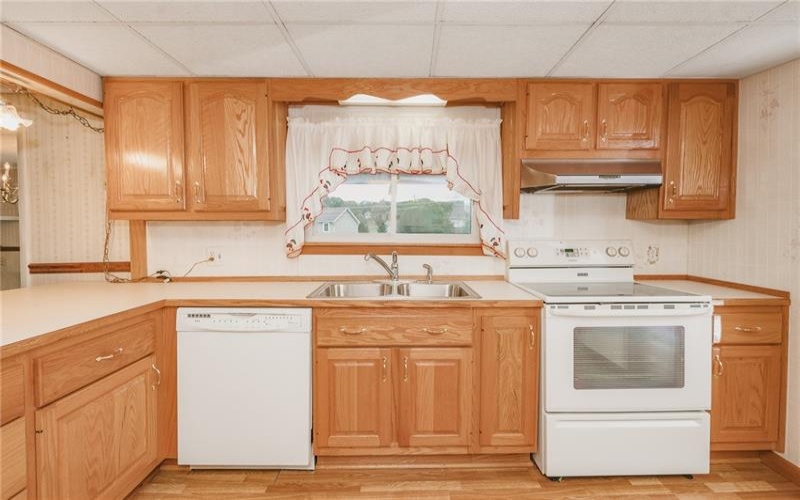 3243 Benshoff Hill Rd, Johnstown, 15909, 3 Bedroom Bedrooms, 8 Room Rooms,2 BathroomBathrooms,Residential,For Sale,Benshoff Hill Rd,1775969