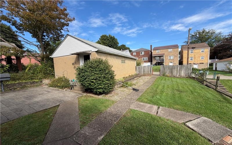 1610 Alcoa, New Kensington, 15068, 3 Bedroom Bedrooms, 7 Room Rooms,1.1 BathroomBathrooms,Residential,For Sale,Alcoa,1776029