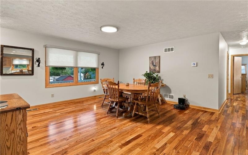 55 Olive St, Burgettstown, 15021, 3 Bedroom Bedrooms, ,2 BathroomBathrooms,Residential,For Sale,Olive St,1776073