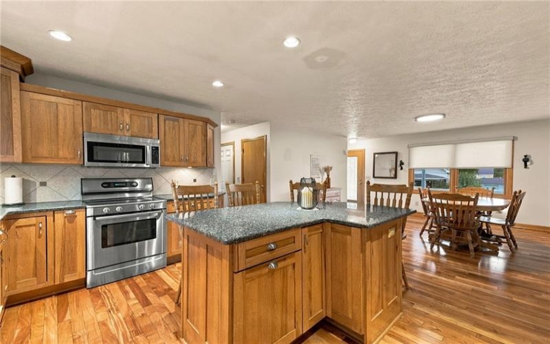 55 Olive St, Burgettstown, 15021, 3 Bedroom Bedrooms, ,2 BathroomBathrooms,Residential,For Sale,Olive St,1776073