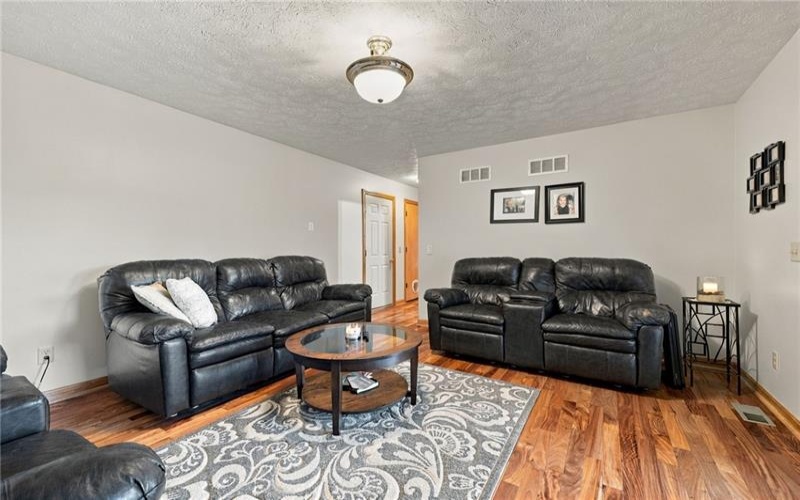55 Olive St, Burgettstown, 15021, 3 Bedroom Bedrooms, ,2 BathroomBathrooms,Residential,For Sale,Olive St,1776073