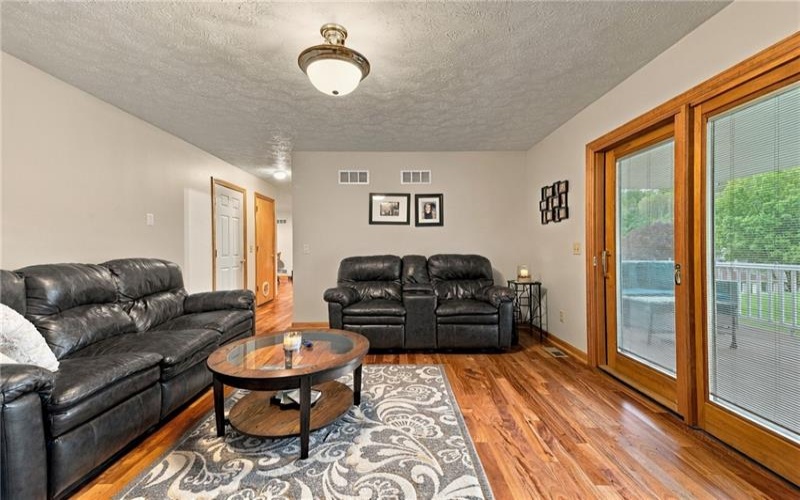 55 Olive St, Burgettstown, 15021, 3 Bedroom Bedrooms, ,2 BathroomBathrooms,Residential,For Sale,Olive St,1776073