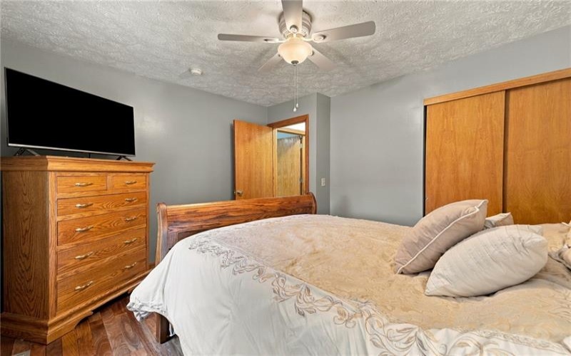 55 Olive St, Burgettstown, 15021, 3 Bedroom Bedrooms, ,2 BathroomBathrooms,Residential,For Sale,Olive St,1776073