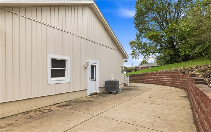 55 Olive St, Burgettstown, 15021, 3 Bedroom Bedrooms, ,2 BathroomBathrooms,Residential,For Sale,Olive St,1776073