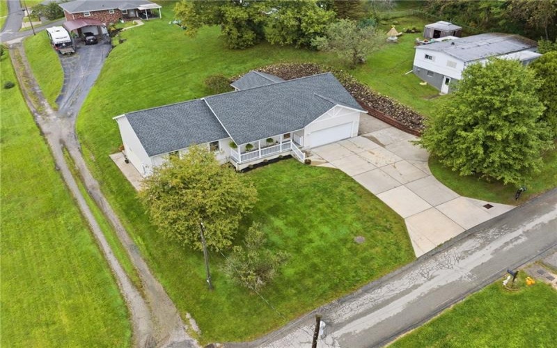 55 Olive St, Burgettstown, 15021, 3 Bedroom Bedrooms, ,2 BathroomBathrooms,Residential,For Sale,Olive St,1776073