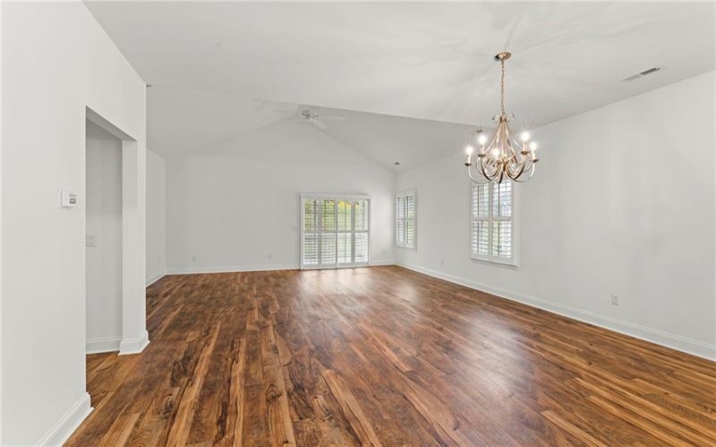 207 Liberty Blvd, Canonsburg, 15317, 2 Bedroom Bedrooms, 8 Room Rooms,2 BathroomBathrooms,Residential,For Sale,Liberty Blvd,1776087