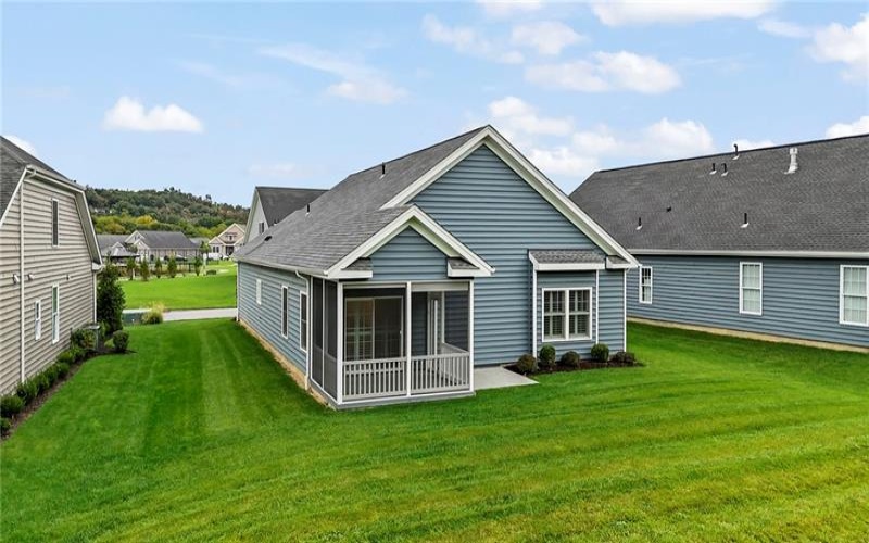 207 Liberty Blvd, Canonsburg, 15317, 2 Bedroom Bedrooms, 8 Room Rooms,2 BathroomBathrooms,Residential,For Sale,Liberty Blvd,1776087