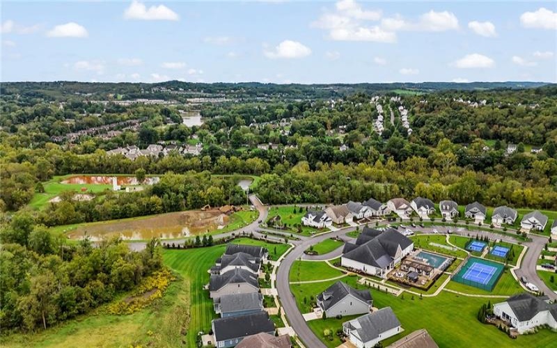 207 Liberty Blvd, Canonsburg, 15317, 2 Bedroom Bedrooms, 8 Room Rooms,2 BathroomBathrooms,Residential,For Sale,Liberty Blvd,1776087