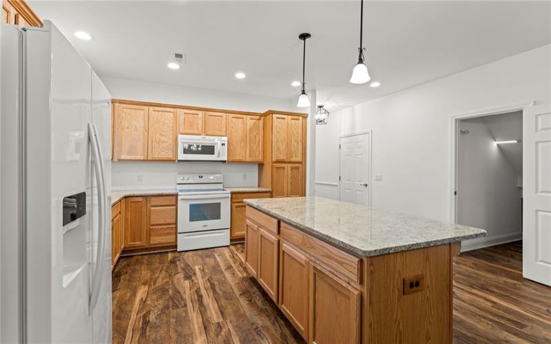 207 Liberty Blvd, Canonsburg, 15317, 2 Bedroom Bedrooms, 8 Room Rooms,2 BathroomBathrooms,Residential,For Sale,Liberty Blvd,1776087