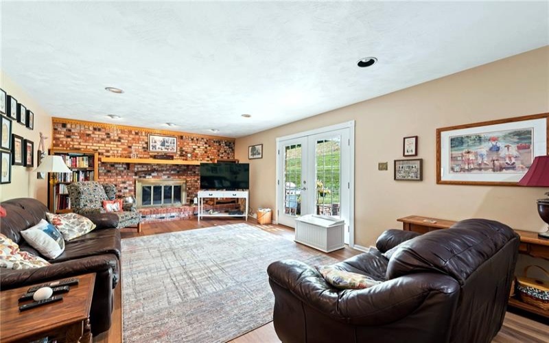 1120 Depot Street, 15697, 15697, 4 Bedroom Bedrooms, 10 Room Rooms,2.1 BathroomBathrooms,Residential,For Sale,Depot Street,1776094