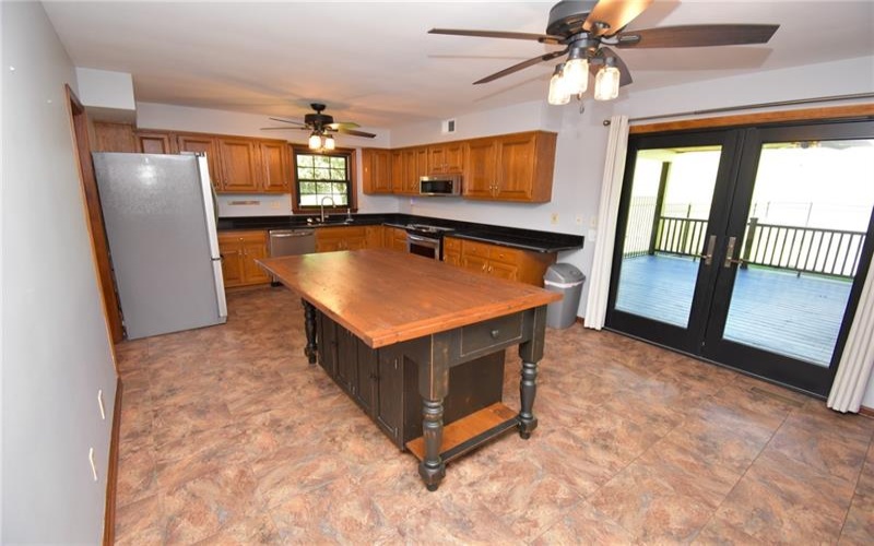 16 Linn Farm Rd, Canonsburg, 15317, 4 Bedroom Bedrooms, 11 Room Rooms,2.2 BathroomBathrooms,Residential,For Sale,Linn Farm Rd,1776102