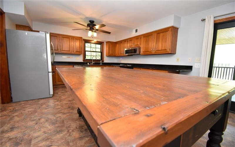 16 Linn Farm Rd, Canonsburg, 15317, 4 Bedroom Bedrooms, 11 Room Rooms,2.2 BathroomBathrooms,Residential,For Sale,Linn Farm Rd,1776102