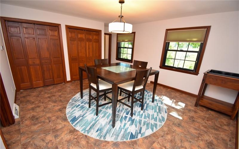 16 Linn Farm Rd, Canonsburg, 15317, 4 Bedroom Bedrooms, 11 Room Rooms,2.2 BathroomBathrooms,Residential,For Sale,Linn Farm Rd,1776102