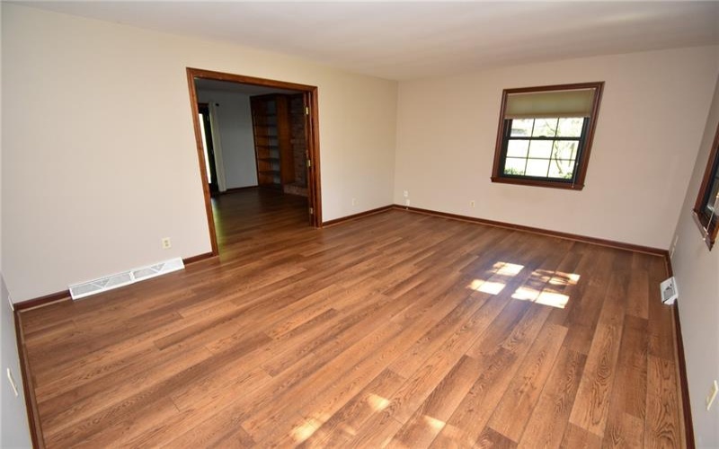 16 Linn Farm Rd, Canonsburg, 15317, 4 Bedroom Bedrooms, 11 Room Rooms,2.2 BathroomBathrooms,Residential,For Sale,Linn Farm Rd,1776102