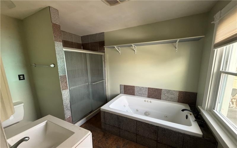 613 1st Street, Charleroi, 15022, 3 Bedroom Bedrooms, 6 Room Rooms,2 BathroomBathrooms,Residential,For Sale,1st Street,1776105