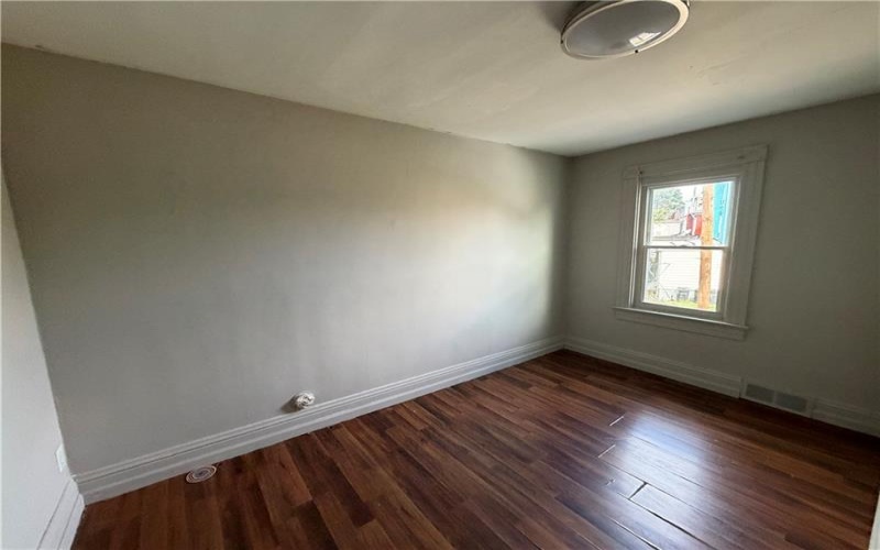 613 1st Street, Charleroi, 15022, 3 Bedroom Bedrooms, 6 Room Rooms,2 BathroomBathrooms,Residential,For Sale,1st Street,1776105