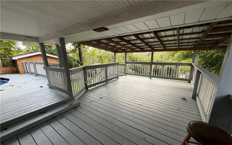 613 1st Street, Charleroi, 15022, 3 Bedroom Bedrooms, 6 Room Rooms,2 BathroomBathrooms,Residential,For Sale,1st Street,1776105