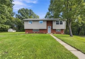 3265 Dorothy St, Lower Burrell, 15068, 3 Bedroom Bedrooms, 7 Room Rooms,1.1 BathroomBathrooms,Residential,For Sale,Dorothy St,1776147