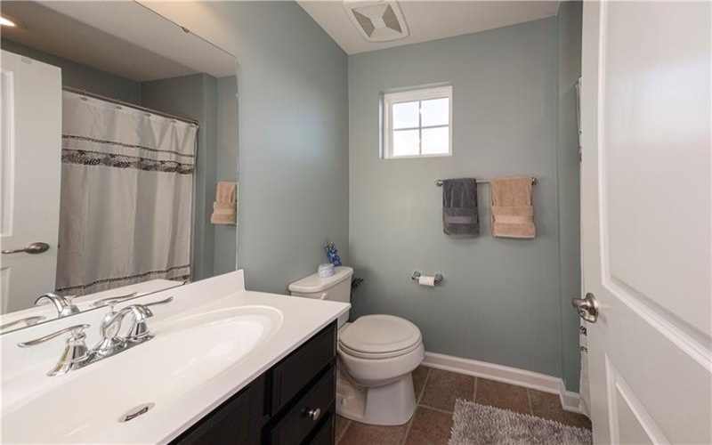 1407 Deer Creek Crossing Dr, Canonsburg, 15317, 3 Bedroom Bedrooms, 9 Room Rooms,3.1 BathroomBathrooms,Residential,For Sale,Deer Creek Crossing Dr,1776162