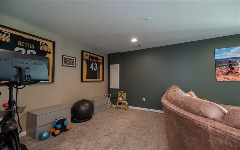 1407 Deer Creek Crossing Dr, Canonsburg, 15317, 3 Bedroom Bedrooms, 9 Room Rooms,3.1 BathroomBathrooms,Residential,For Sale,Deer Creek Crossing Dr,1776162