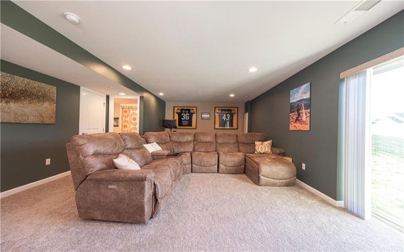 1407 Deer Creek Crossing Dr, Canonsburg, 15317, 3 Bedroom Bedrooms, 9 Room Rooms,3.1 BathroomBathrooms,Residential,For Sale,Deer Creek Crossing Dr,1776162