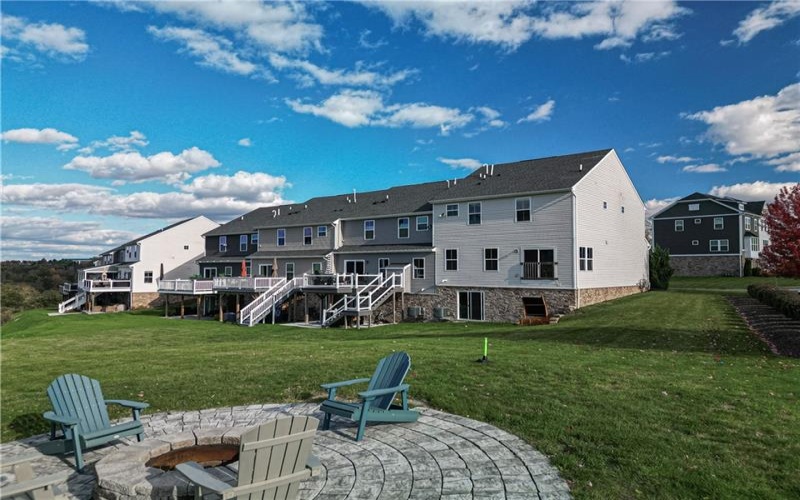 1407 Deer Creek Crossing Dr, Canonsburg, 15317, 3 Bedroom Bedrooms, 9 Room Rooms,3.1 BathroomBathrooms,Residential,For Sale,Deer Creek Crossing Dr,1776162