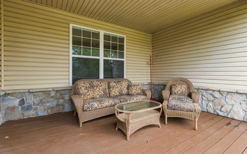 6085 Triple Crown CIRCLE, Greensburg, 15601, 2 Bedroom Bedrooms, ,3 BathroomBathrooms,Residential,For Sale,Triple Crown,1776192