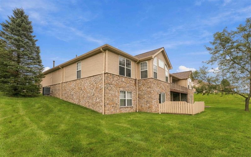 6085 Triple Crown CIRCLE, Greensburg, 15601, 2 Bedroom Bedrooms, ,3 BathroomBathrooms,Residential,For Sale,Triple Crown,1776192