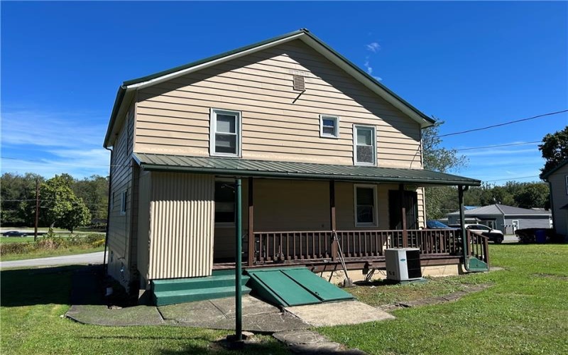 130 PATTON ST, CONNELLSVILLE, 15425, 3 Bedroom Bedrooms, 7 Room Rooms,2 BathroomBathrooms,Residential,For Sale,PATTON ST,1776220