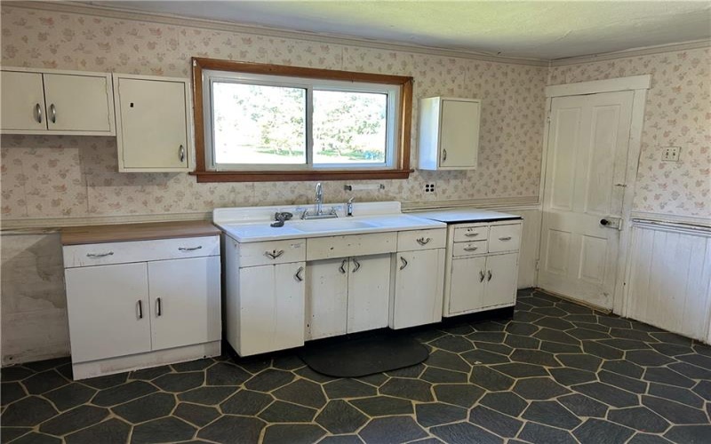 130 PATTON ST, CONNELLSVILLE, 15425, 3 Bedroom Bedrooms, 7 Room Rooms,2 BathroomBathrooms,Residential,For Sale,PATTON ST,1776220