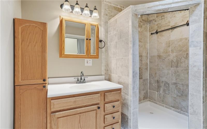 692 Amity Ridge Road, Amity, 15311, 4 Bedroom Bedrooms, ,2 BathroomBathrooms,Residential,For Sale,Amity Ridge Road,1776240