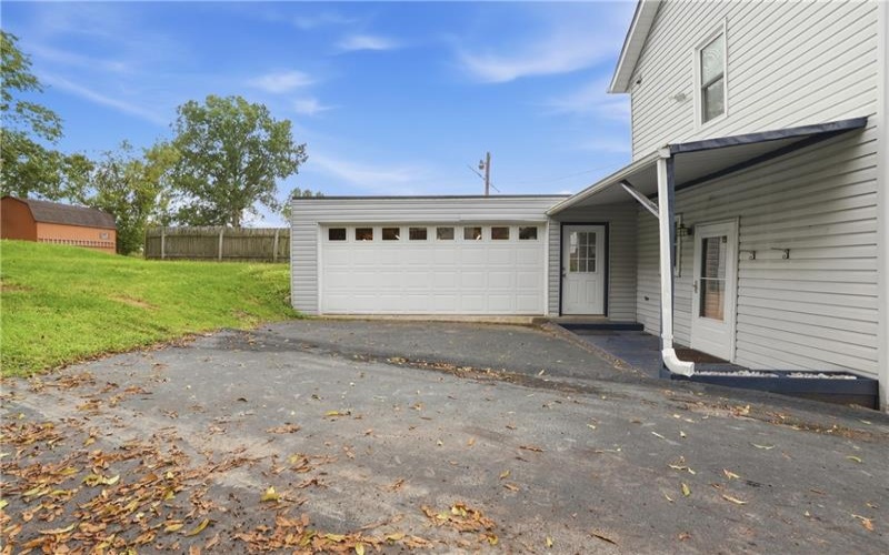 692 Amity Ridge Road, Amity, 15311, 4 Bedroom Bedrooms, ,2 BathroomBathrooms,Residential,For Sale,Amity Ridge Road,1776240
