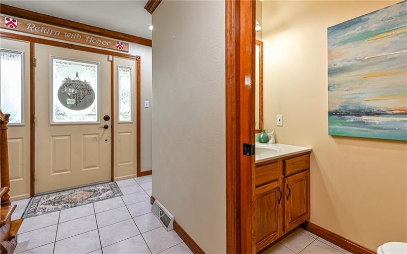 217 Meadow Spring Rd, Greensburg, 15601, 4 Bedroom Bedrooms, 11 Room Rooms,2.1 BathroomBathrooms,Residential,For Sale,Meadow Spring Rd,1776248