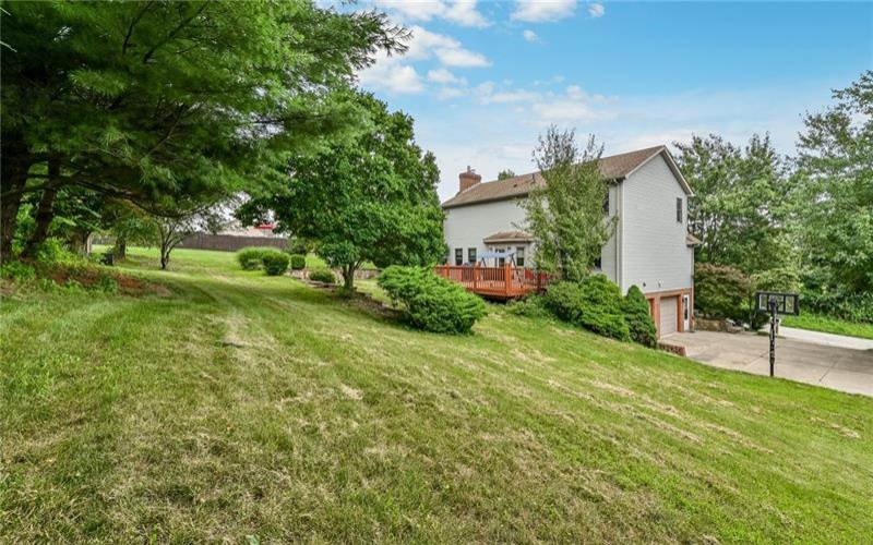 217 Meadow Spring Rd, Greensburg, 15601, 4 Bedroom Bedrooms, 11 Room Rooms,2.1 BathroomBathrooms,Residential,For Sale,Meadow Spring Rd,1776248