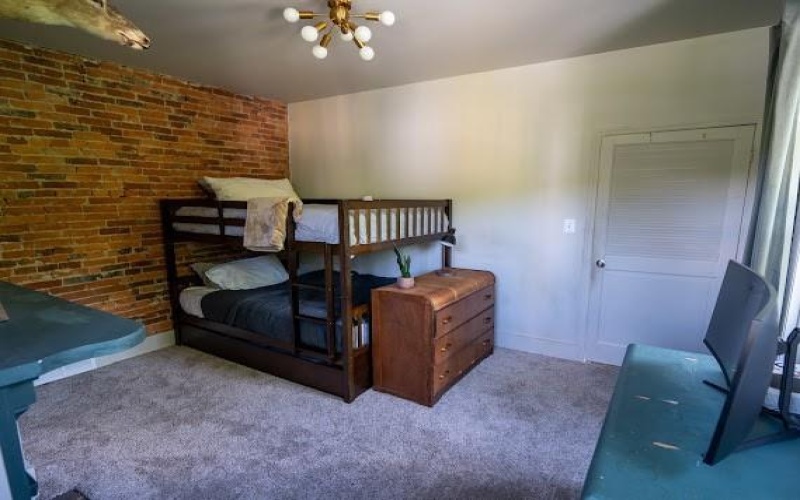 22 Anderson Drive, Washington, 15301, 3 Bedroom Bedrooms, 10 Room Rooms,2 BathroomBathrooms,Residential,For Sale,Anderson Drive,1766641
