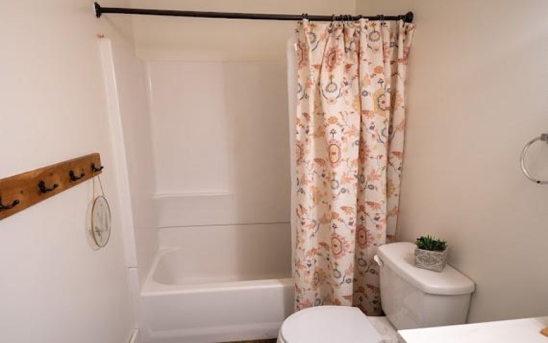 22 Anderson Drive, Washington, 15301, 3 Bedroom Bedrooms, 10 Room Rooms,2 BathroomBathrooms,Residential,For Sale,Anderson Drive,1766641