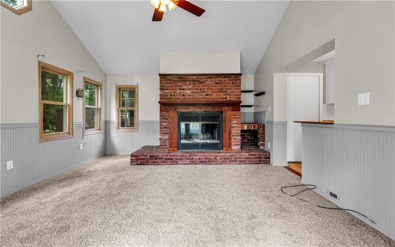 318 Center Church Road, Mcmurray, 15317, 4 Bedroom Bedrooms, 11 Room Rooms,2.1 BathroomBathrooms,Residential,For Sale,Center Church Road,1775538