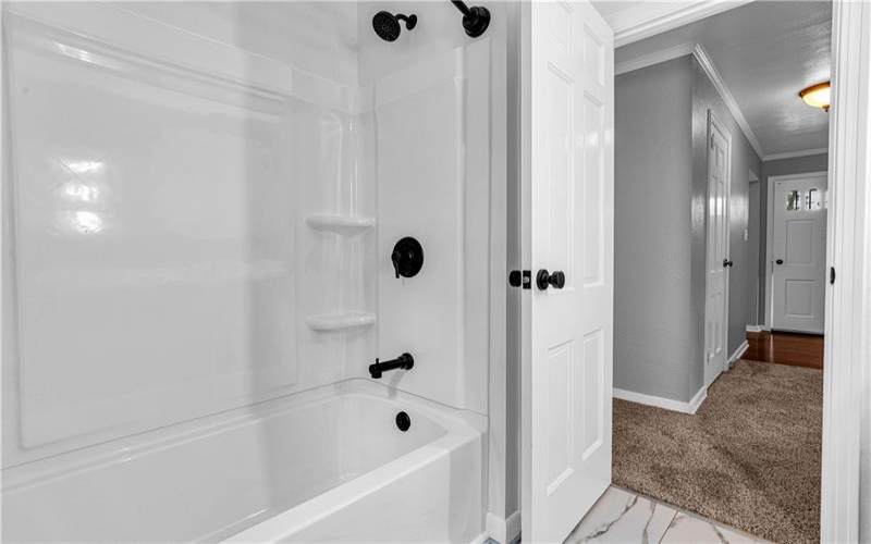 318 Center Church Road, Mcmurray, 15317, 4 Bedroom Bedrooms, 11 Room Rooms,2.1 BathroomBathrooms,Residential,For Sale,Center Church Road,1775538