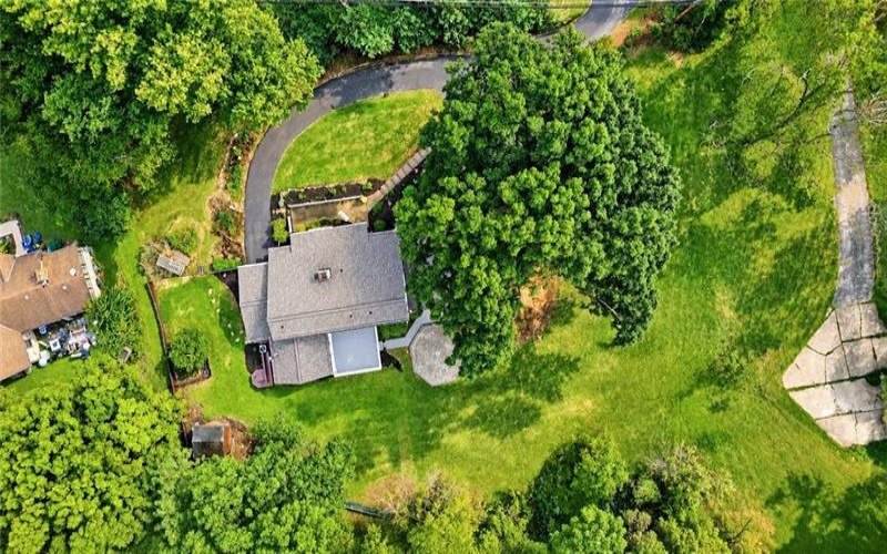 318 Center Church Road, Mcmurray, 15317, 4 Bedroom Bedrooms, 11 Room Rooms,2.1 BathroomBathrooms,Residential,For Sale,Center Church Road,1775538