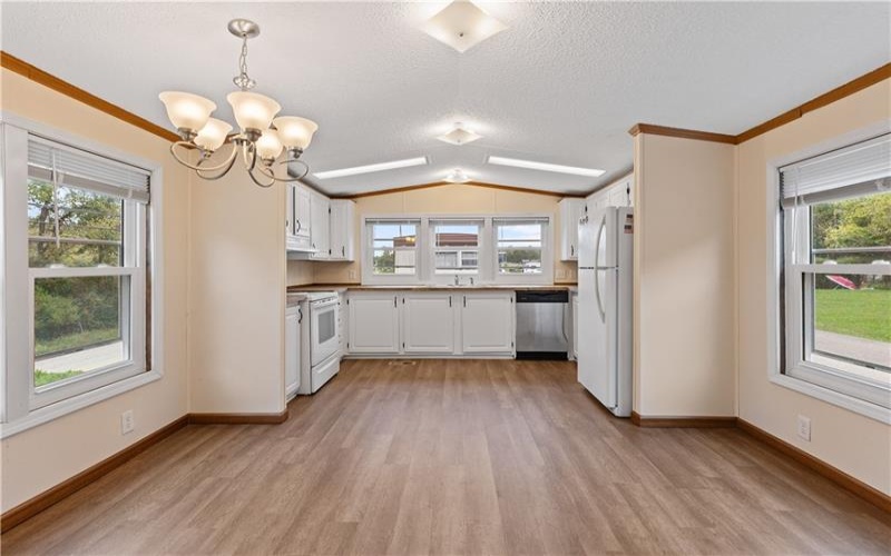 1138 Branch Rd, Mc Donald, 15057, 2 Bedroom Bedrooms, 7 Room Rooms,2 BathroomBathrooms,Residential,For Sale,Branch Rd,1775717