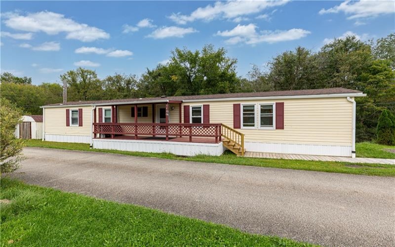 1138 Branch Rd, Mc Donald, 15057, 2 Bedroom Bedrooms, 7 Room Rooms,2 BathroomBathrooms,Residential,For Sale,Branch Rd,1775717