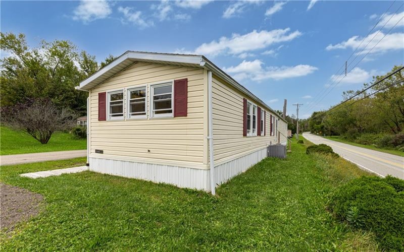1138 Branch Rd, Mc Donald, 15057, 2 Bedroom Bedrooms, 7 Room Rooms,2 BathroomBathrooms,Residential,For Sale,Branch Rd,1775717