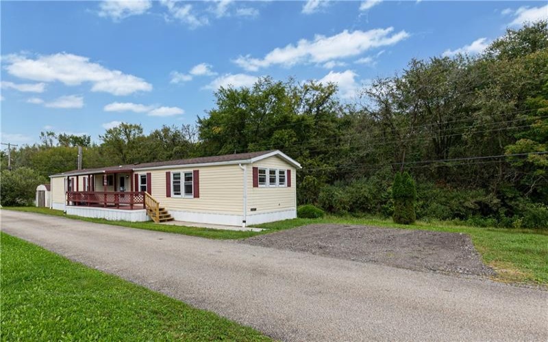 1138 Branch Rd, Mc Donald, 15057, 2 Bedroom Bedrooms, 7 Room Rooms,2 BathroomBathrooms,Residential,For Sale,Branch Rd,1775717