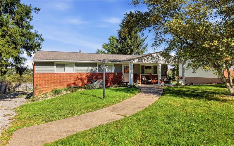 3161 Vermont Drive, Lower Burrell, 15068, 3 Bedroom Bedrooms, 8 Room Rooms,2 BathroomBathrooms,Residential,For Sale,Vermont Drive,1775853