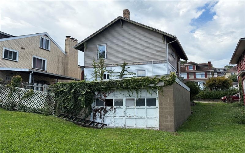 608 Crest, Charleroi, 15022, 4 Bedroom Bedrooms, 6 Room Rooms,2 BathroomBathrooms,Residential,For Sale,Crest,1776133