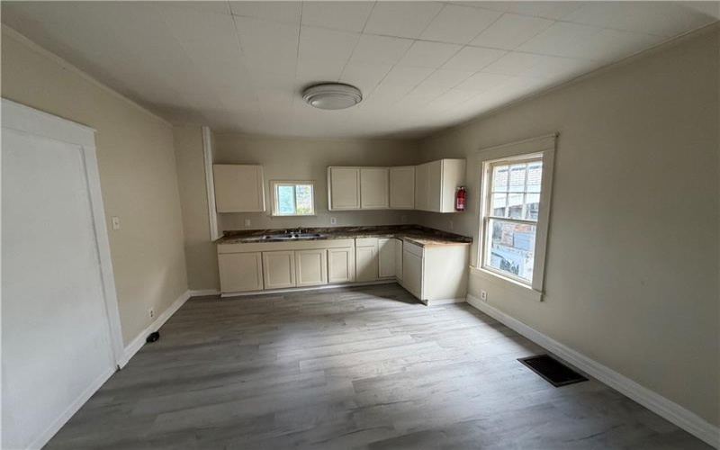 608 Crest, Charleroi, 15022, 4 Bedroom Bedrooms, 6 Room Rooms,2 BathroomBathrooms,Residential,For Sale,Crest,1776133