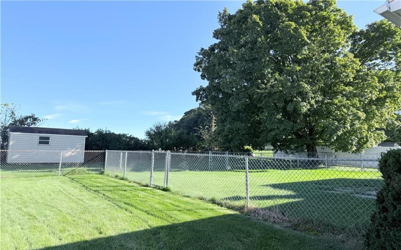 722 Courtview Dr, Greensburg, 15601, 3 Bedroom Bedrooms, ,2 BathroomBathrooms,Residential,For Sale,Courtview Dr,1776282