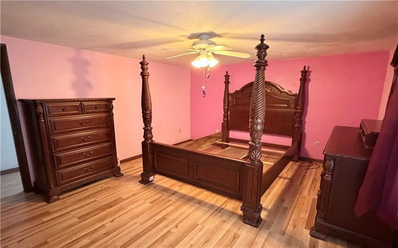 722 Courtview Dr, Greensburg, 15601, 3 Bedroom Bedrooms, ,2 BathroomBathrooms,Residential,For Sale,Courtview Dr,1776282