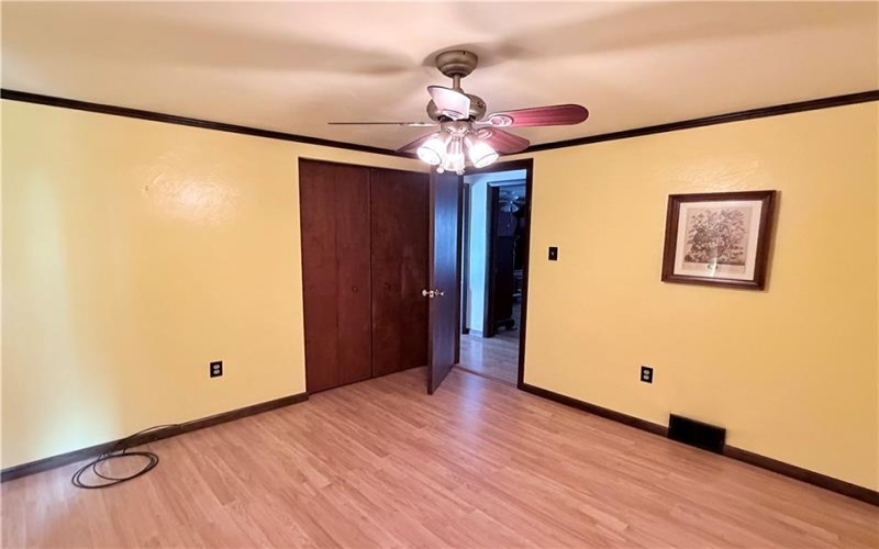 722 Courtview Dr, Greensburg, 15601, 3 Bedroom Bedrooms, ,2 BathroomBathrooms,Residential,For Sale,Courtview Dr,1776282